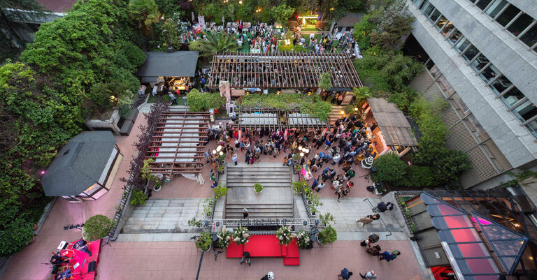 GrupoVía AOR9448bi webnp