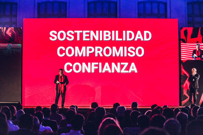 Pedro Ruiz director general