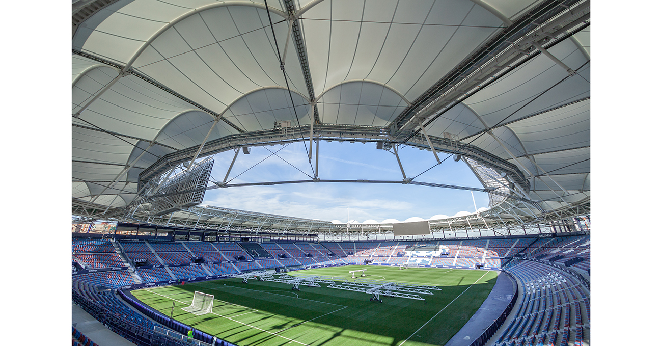 El estadio del Levante UD a Valencia con estructura tensada en Serge Ferrari 1 IMG 8518