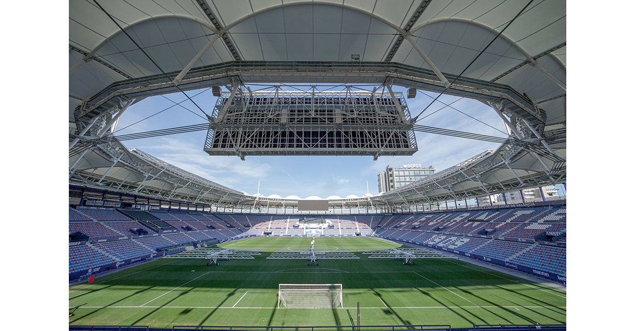 El estadio del Levante UD a Valencia con estructura tensada en Serge Ferrari 3 IMG 8544