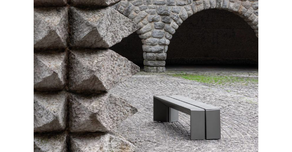 Nueva colección de mobiliario urbano de ULMA: unimos diseño, duradero y ergonomía 1 catalogo mobiliario urbano imagen cabecera 768x521