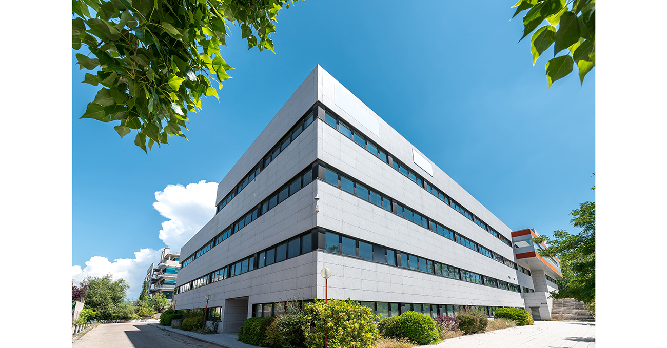 IWG sumó a su cartera inmobiliaria 22.000 metros cuadrados dedicados al coworking en España durante 2021 1 HQ Las Rozas De Madrid Spain Exterior Gabriel Garcia Marquez 4