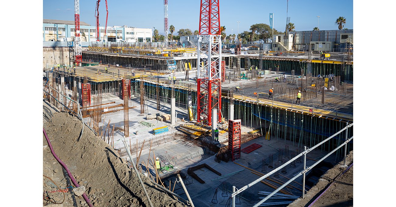 SIERRA BLANCA ESTATES Y BANCO SANTANDER FIRMAN LA FINANCIACIÓN DEL PROYECTO RESIDENCIAL SIERRA BLANCA TOWER QUE ALCANZARÁ MÁS DE 100 MILLONES DE EUROS DE VALOR EN VENTA EN EL MERCADO 1 Malaga Towers 18