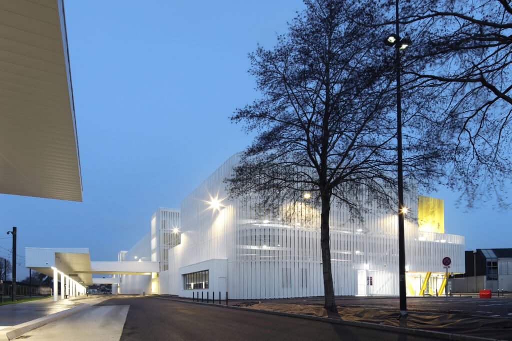 Parking Nantes 16ed IDOM Juan Cardona