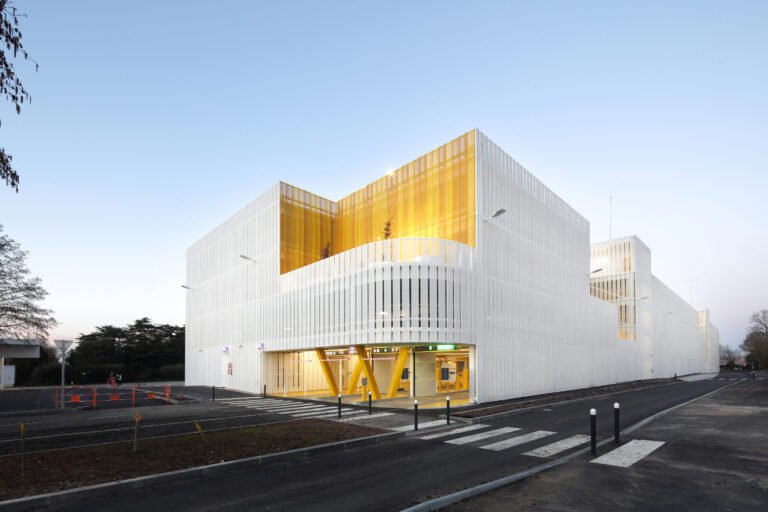 Parking Nantes 1ed IDOM Juan Cardona scaled