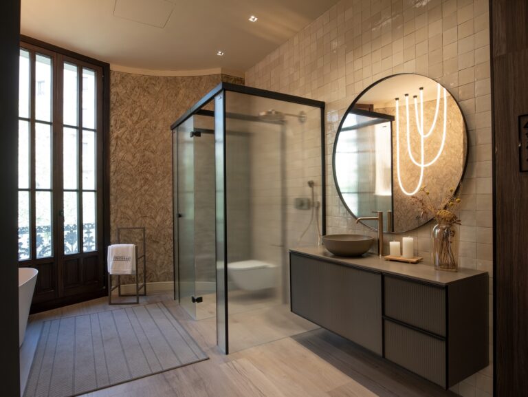 1 AMBIENTE PLAY GLASS