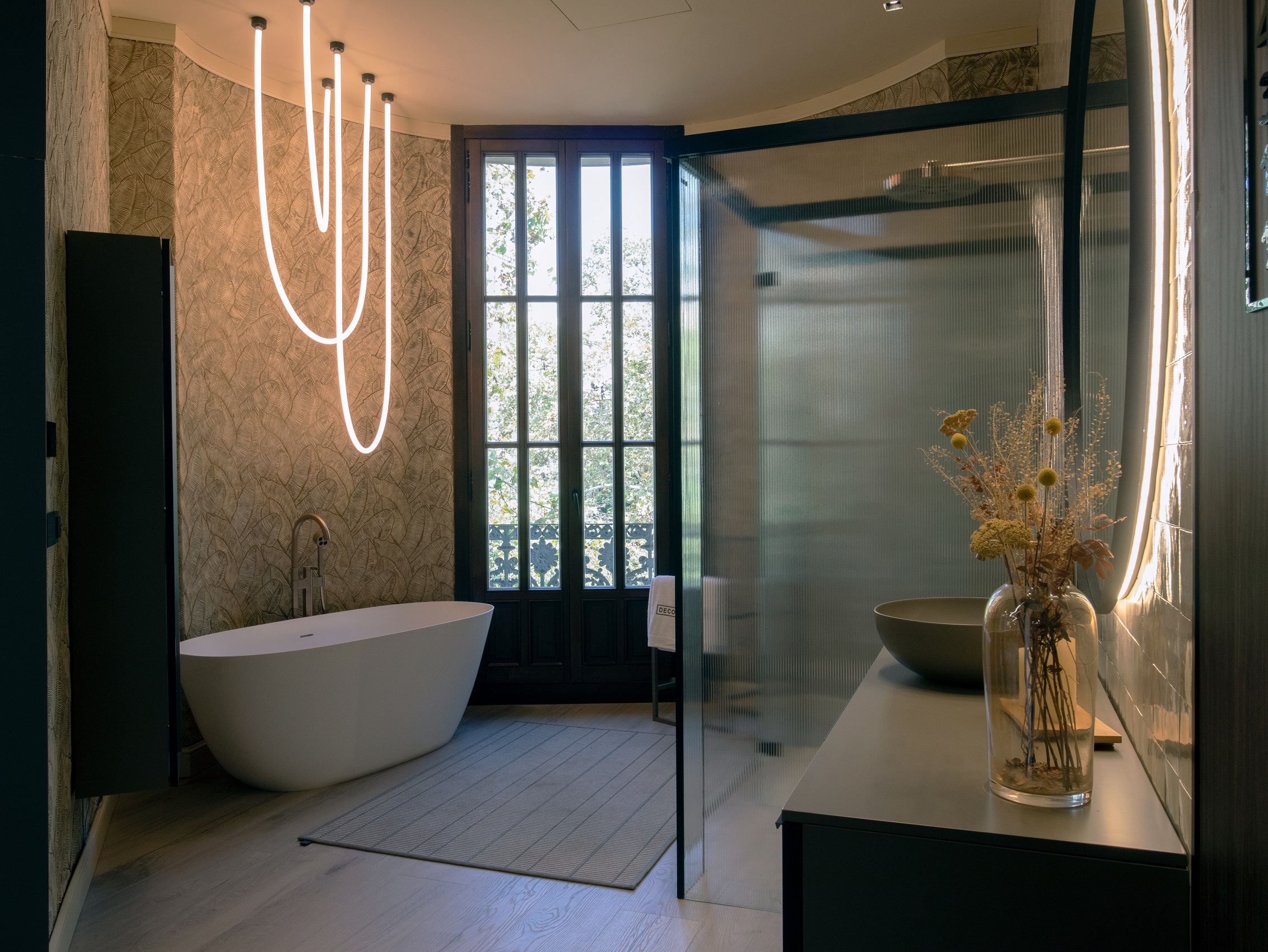 2 AMBIENTE PLAY GLASS