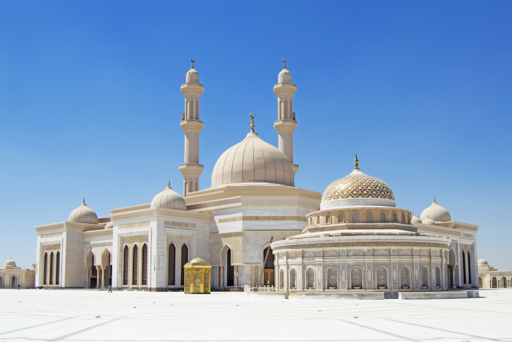 Nofer proveedor de equipamiento para baños en la nueva capital administrativa de Egipto 3 Edificio Centro Cultural Islamico