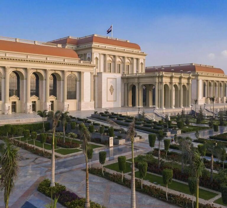 Noticias 10 New Opera House