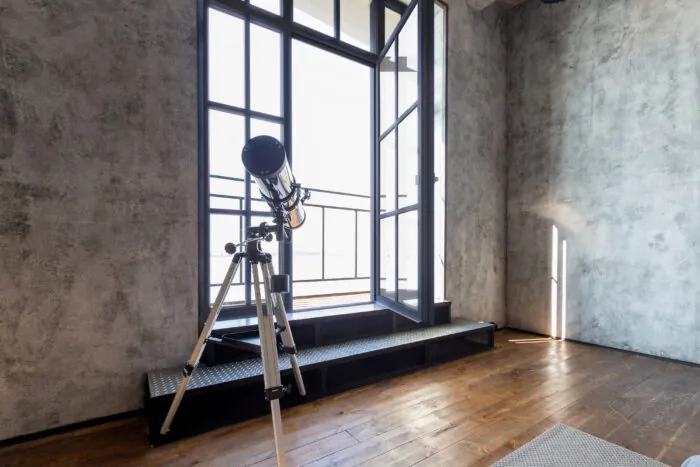 Noticias 18 veka fine structure