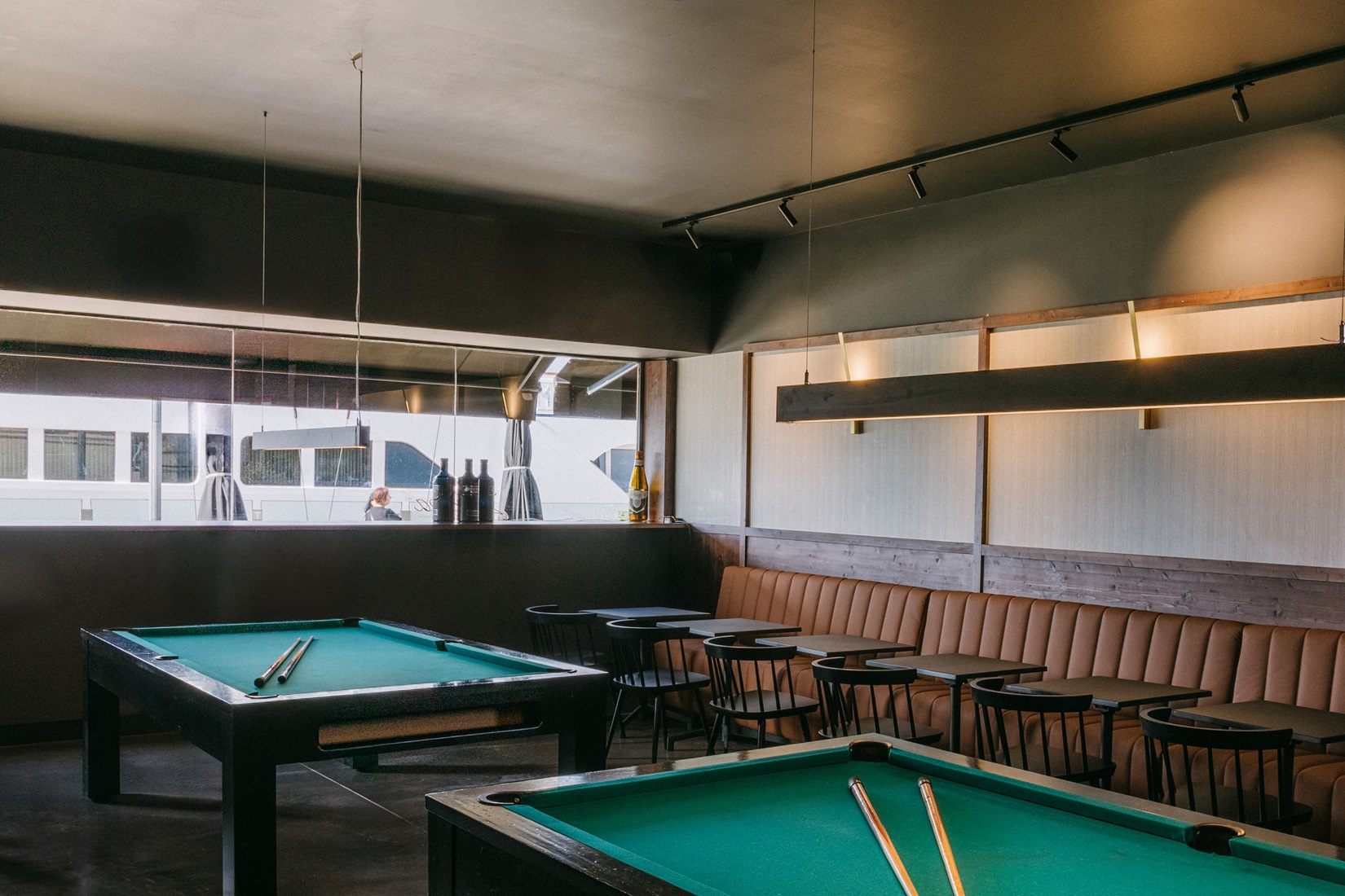 118 STUDIO REFORMA EL HARBOUR CLUB EN LA MARINA DEL PUERTO DE TARRAGONA CON UN DISEÑO LLENO DE TRADICIÓN 3 5 HARBOUR CLUB 2