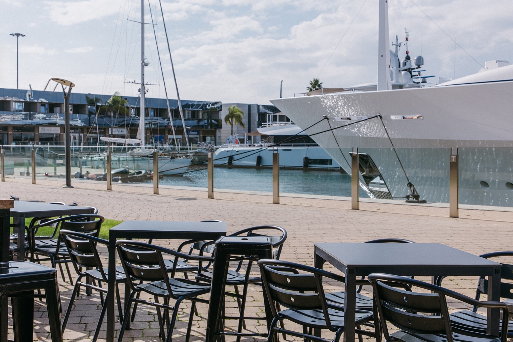 118 STUDIO REFORMA EL HARBOUR CLUB EN LA MARINA DEL PUERTO DE TARRAGONA CON UN DISEÑO LLENO DE TRADICIÓN 4 6 HARBOUR CLUB