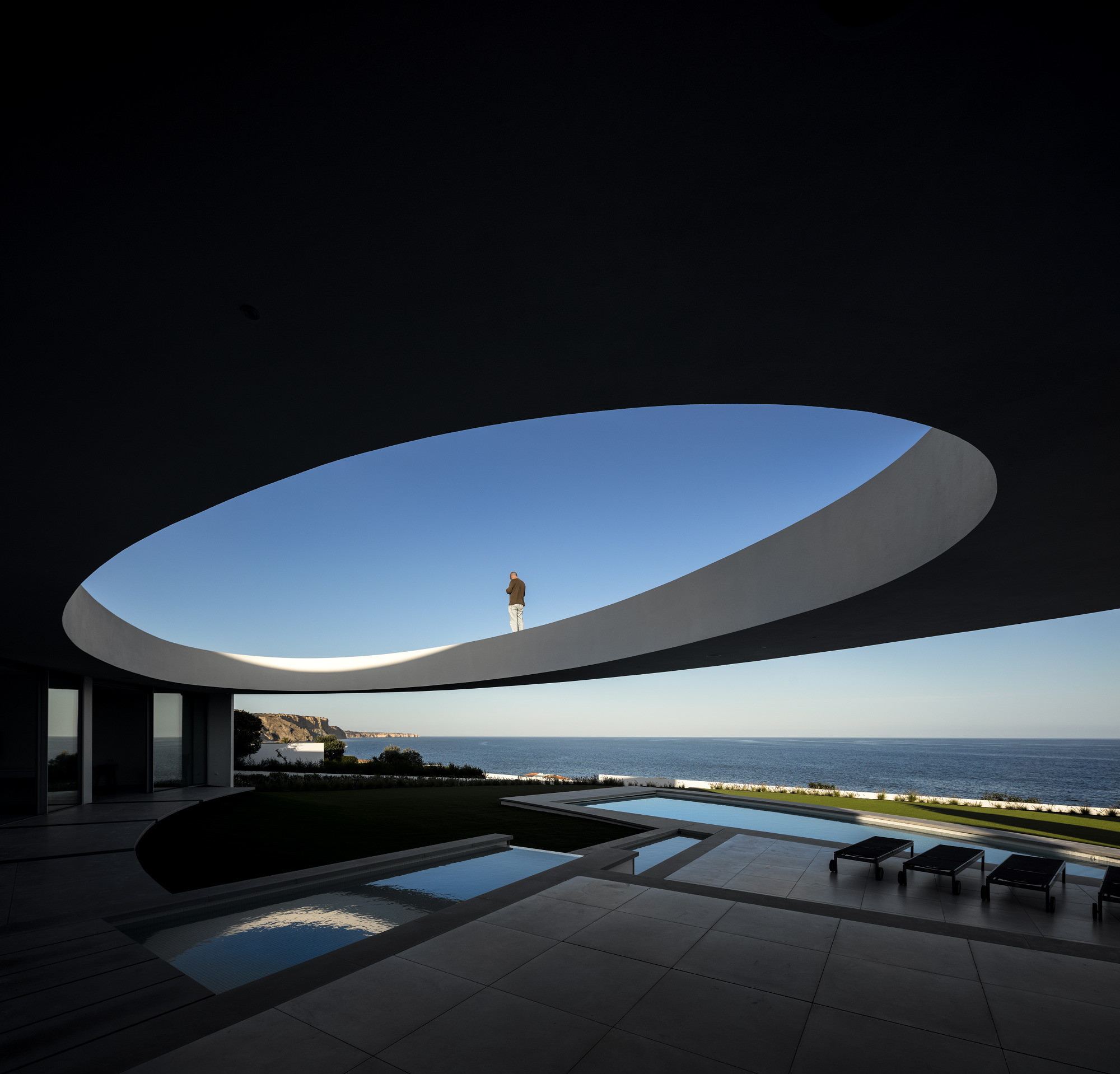 Mário Martins Atelier apresenta a Casa Elíptica