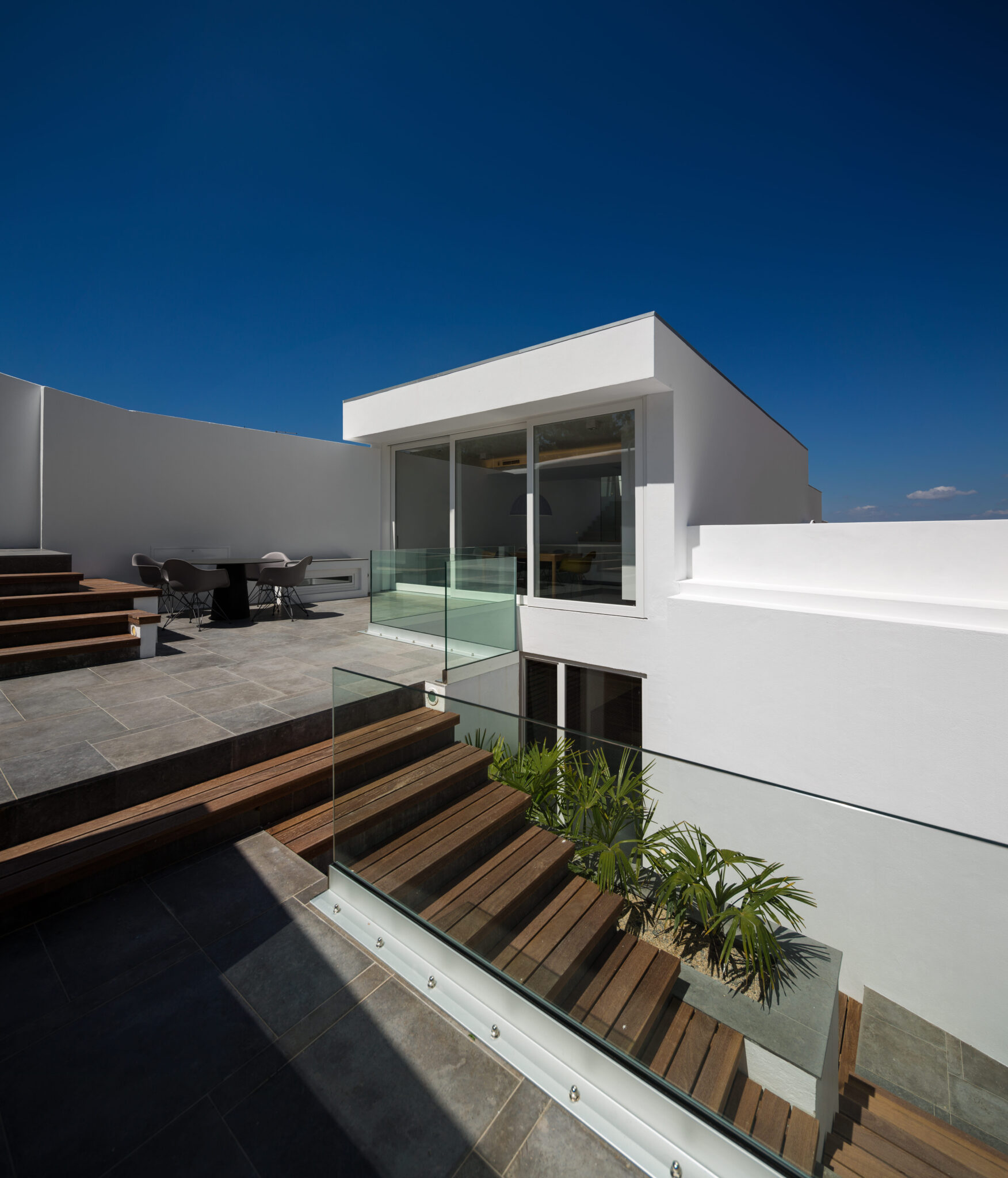 El Estudio Marlene Uldschmidt presenta la Casa 103