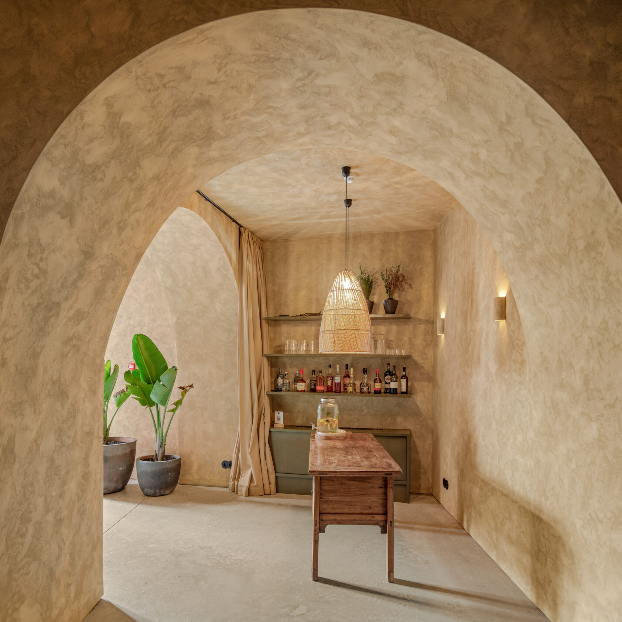 “The Farm”, por PF Arch Studio: Un refugio atemporal inspirado en la esencia de las Azores